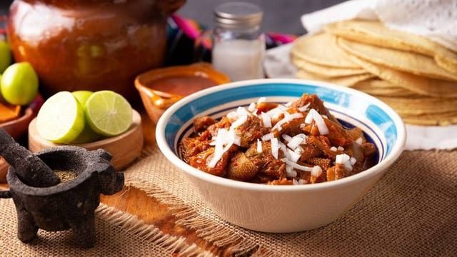 Rudy's Menudo (Regular).