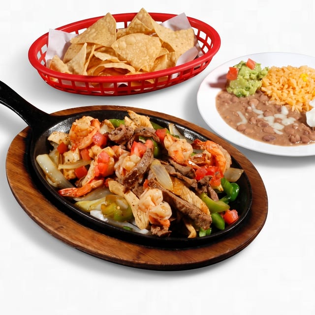 Fajitas Trio.